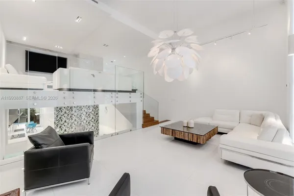 $1,699,000 | 1524 Northeast Quayside Terrace, Unit A4, Miami, FL 33138