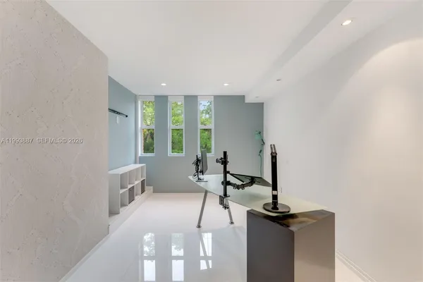 $1,699,000 | 1524 Northeast Quayside Terrace, Unit A4, Miami, FL 33138