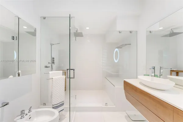 $1,699,000 | 1524 Northeast Quayside Terrace, Unit A4, Miami, FL 33138