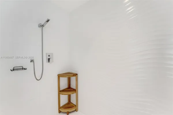 $1,699,000 | 1524 Northeast Quayside Terrace, Unit A4, Miami, FL 33138