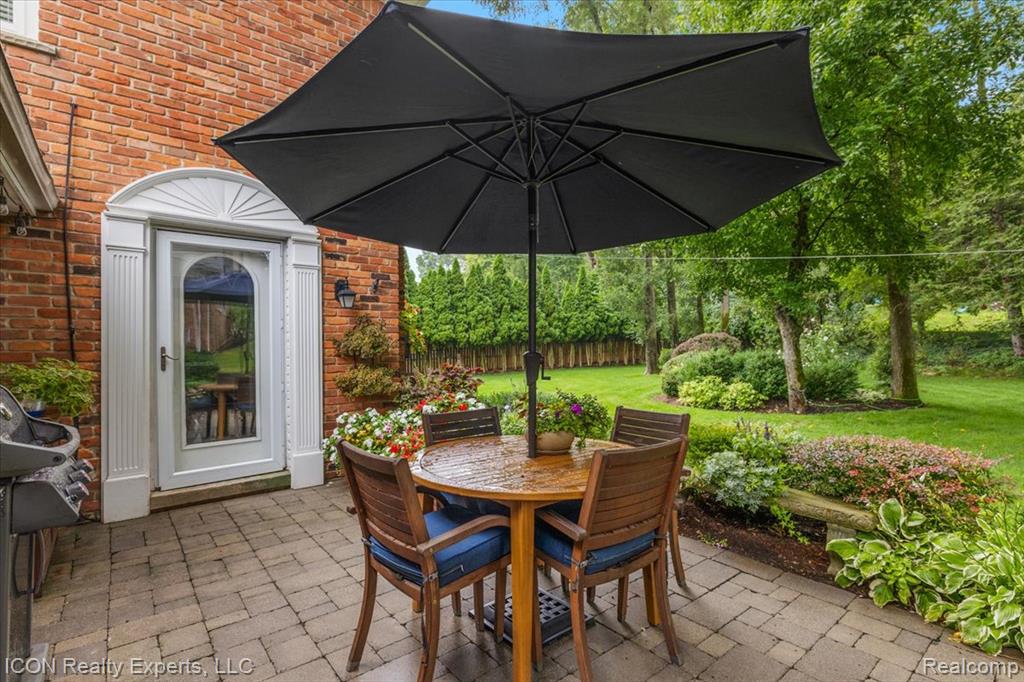 746 Birch Tree Lane Rochester Hills, MI 48306 - Photo 11 of 70