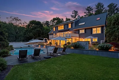 $1,648,000 | 88 Esterbrook Road, Acton, MA 01720