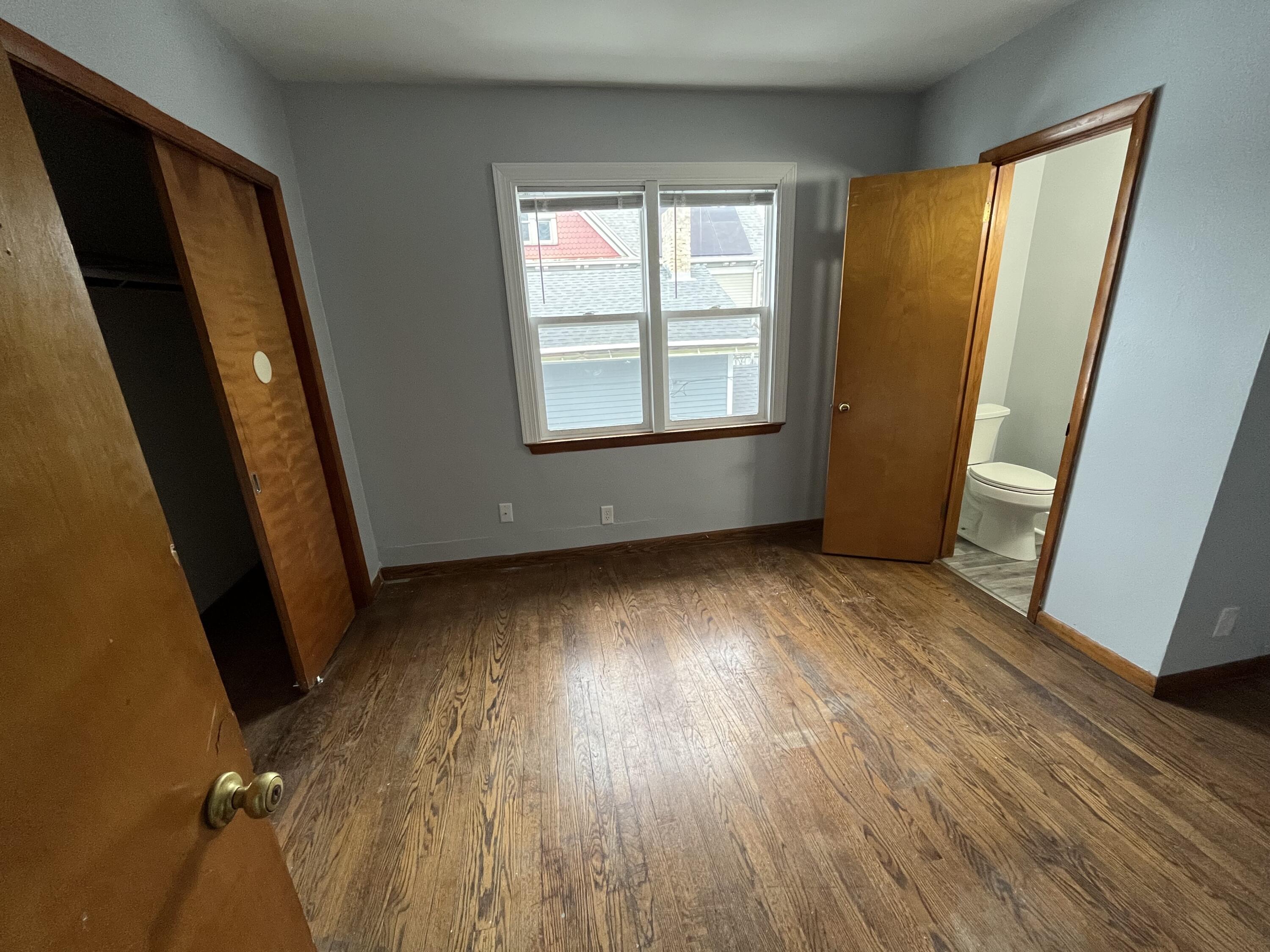 909 College Avenue Racine, WI 53403 - Photo 23 of 44 909 Unit 2(5)