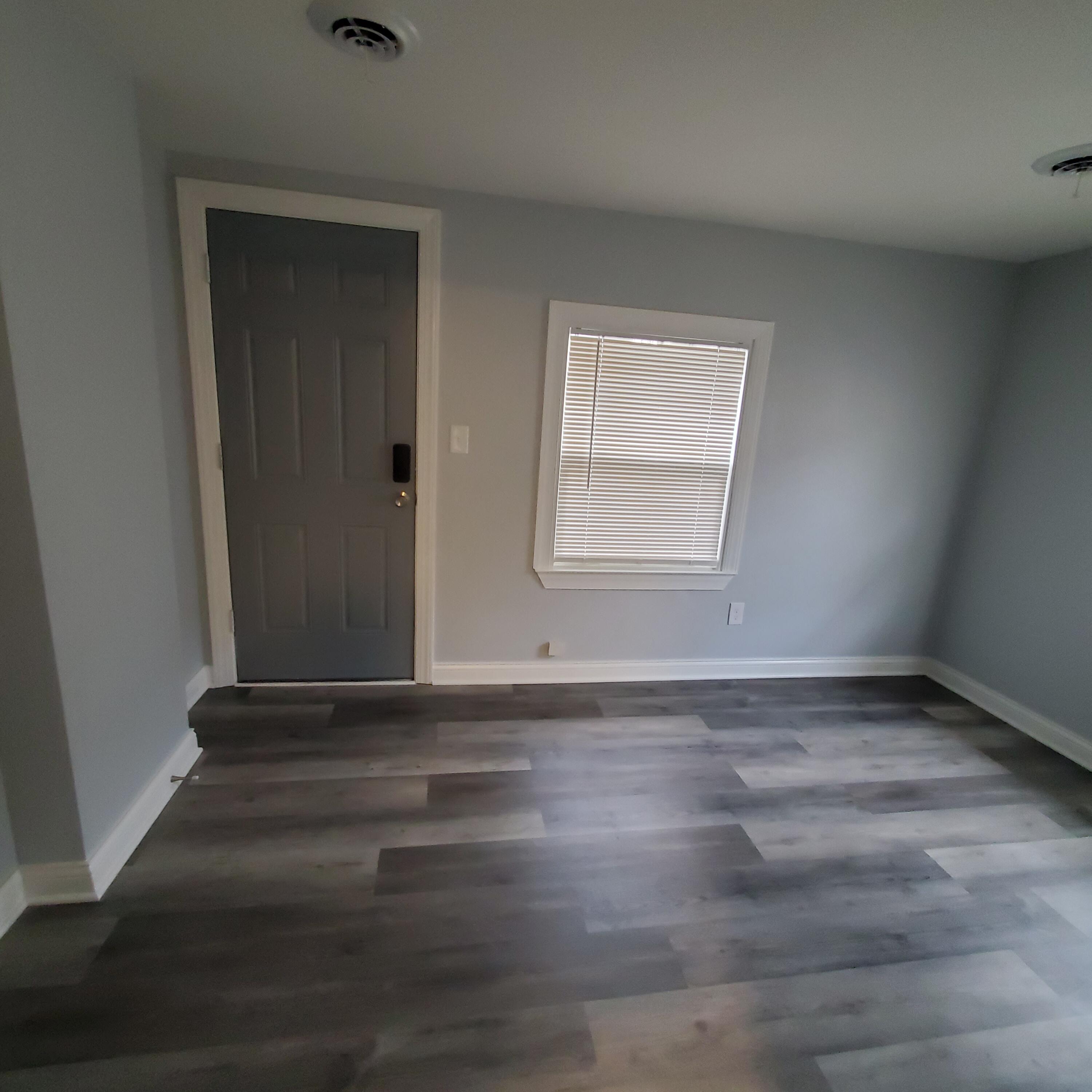 909 College Avenue Racine, WI 53403 - Photo 32 of 44 909 Unit 6(3)