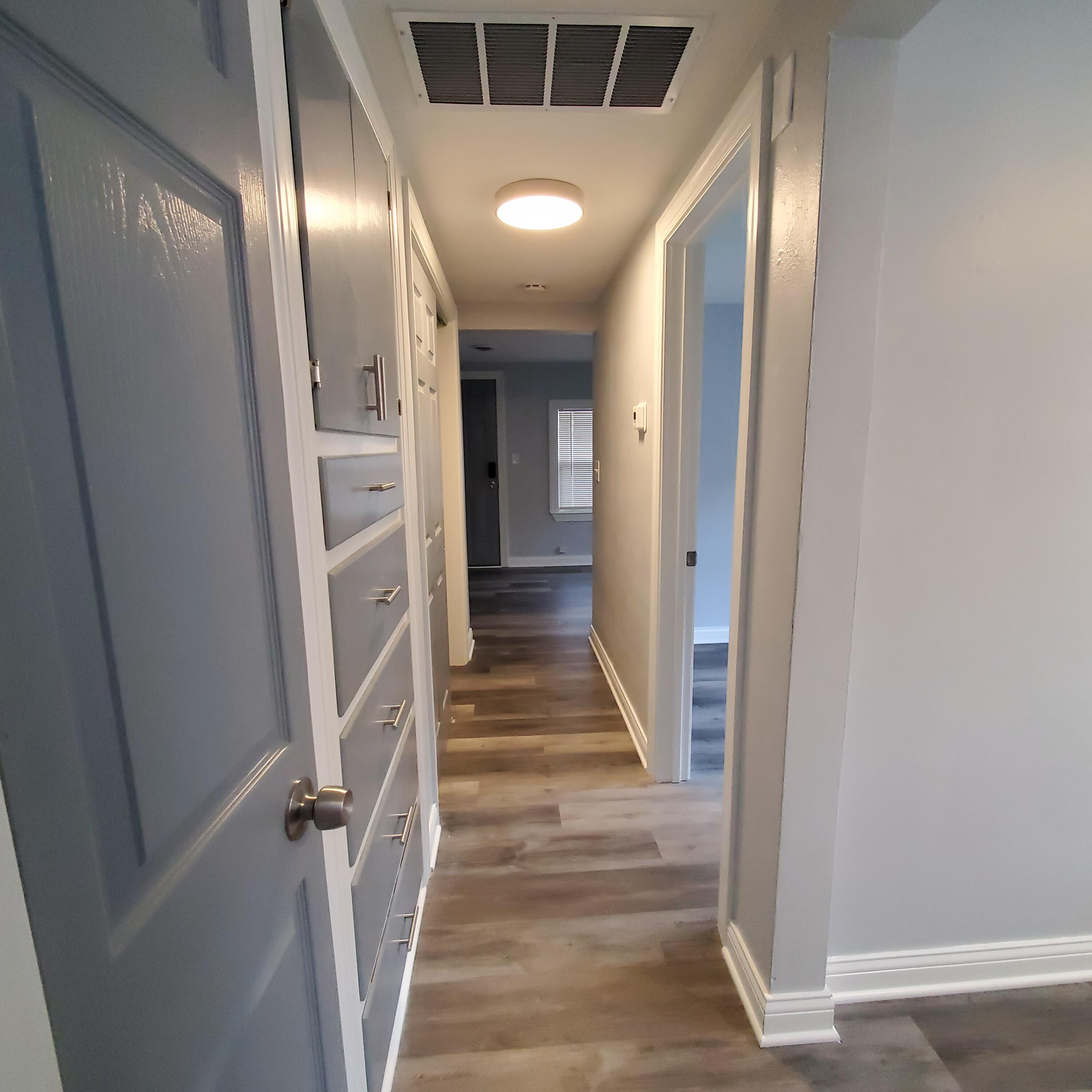 909 College Avenue Racine, WI 53403 - Photo 36 of 44 909 Unit 6(7)