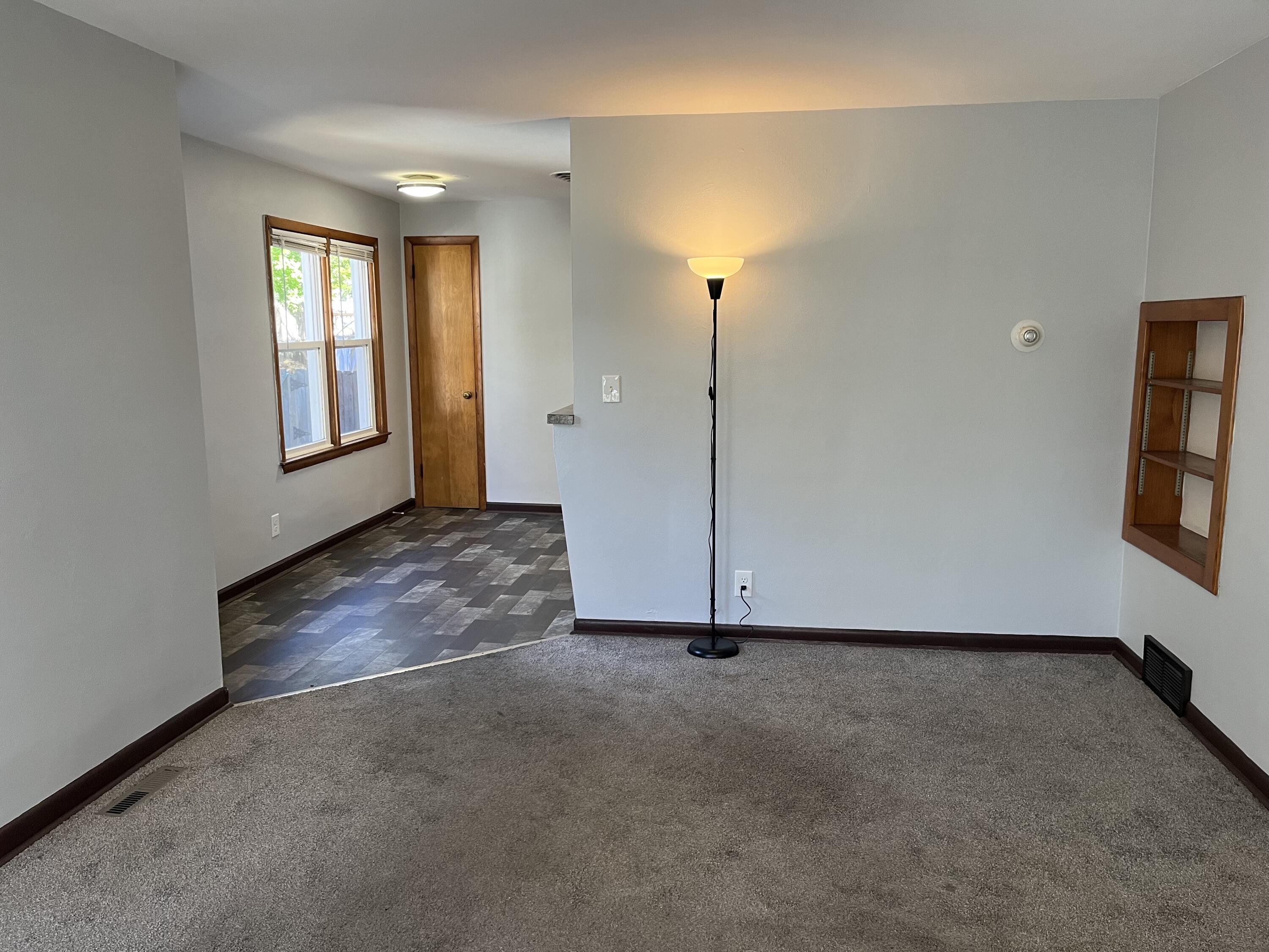 909 College Avenue Racine, WI 53403 - Photo 10 of 44 909 Unit 1(7)