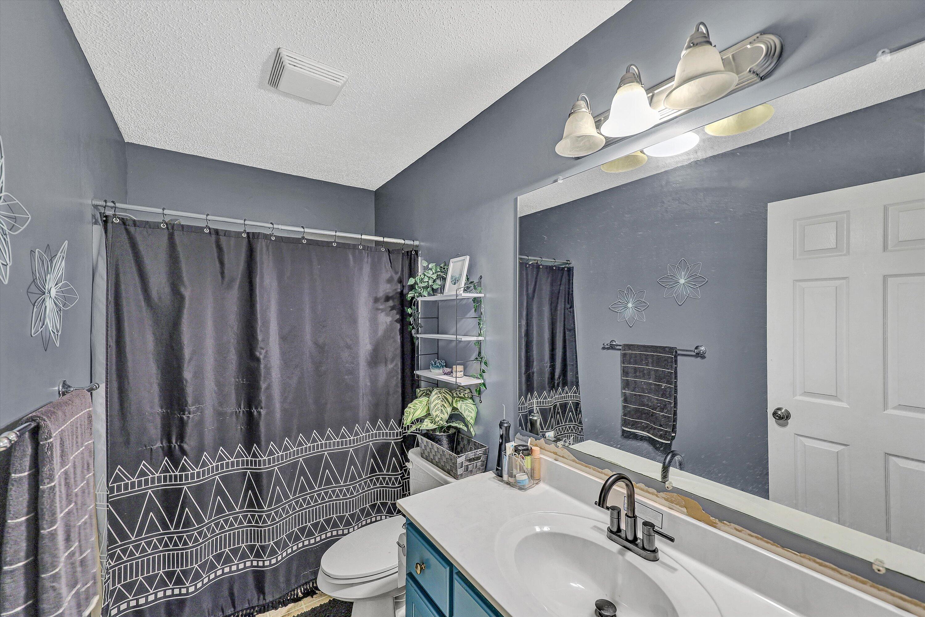 123 Pebble Road Martinsville, VA 24112 - Photo 17 of 32 17-SGM-6029