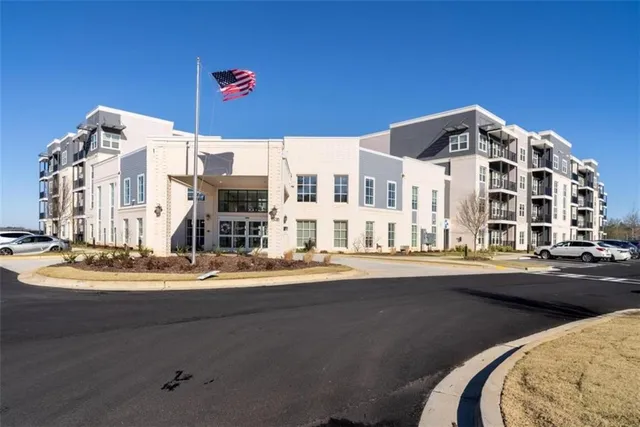 $1,750 | 1500 Laurel Crossing Parkway Northeast, Unit 308