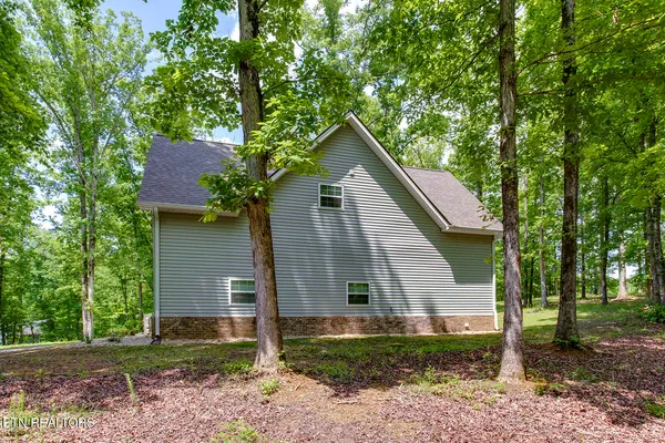 $450,000 | 221 Irwinton Drive, Ten Mile, TN 37880
