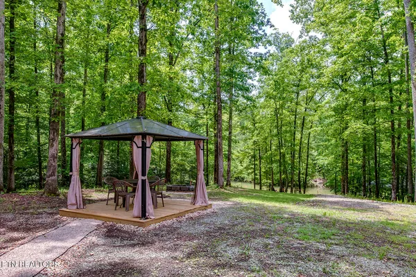 $450,000 | 221 Irwinton Drive, Ten Mile, TN 37880