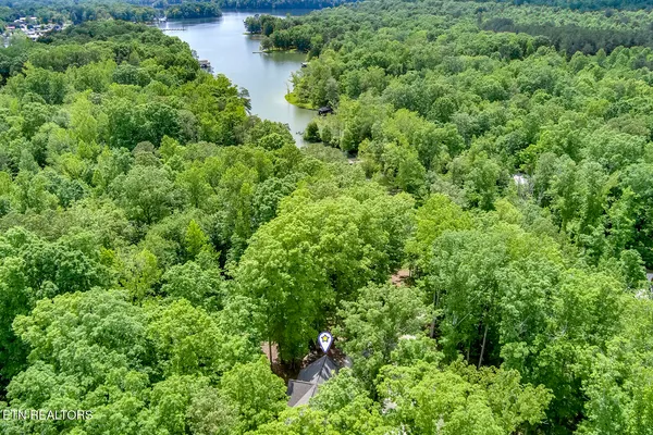 $450,000 | 221 Irwinton Drive, Ten Mile, TN 37880