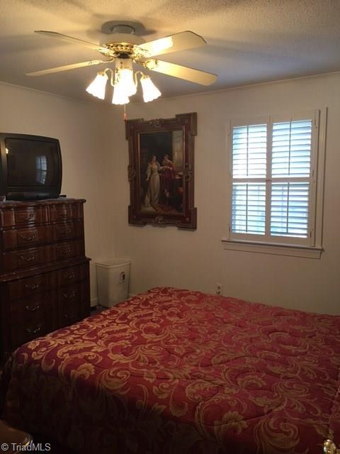 2221 Gordon Road High Point, NC 27265 - Photo 18 of 21 Gallery Image 18