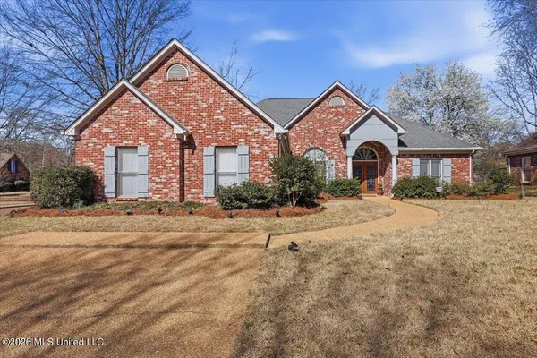 $394,900 | 321 Indian Gate Circle, Ridgeland, MS 39157