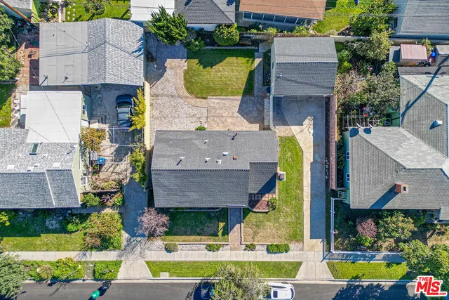 $795,000 | 4516 Walnut Avenue, Long Beach, CA 90807