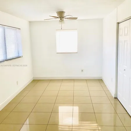 $1,550 | 1025 Southeast 15th Street, Unit 9D, Fort Lauderdale, FL 33316