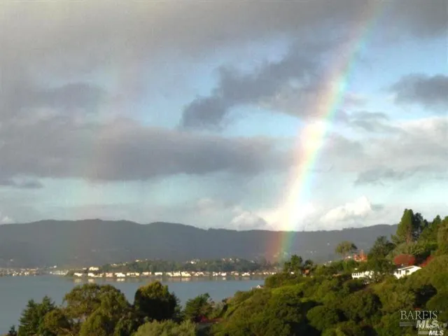 $1,995,000 | 93 Lyford Drive, Tiburon, CA 94920