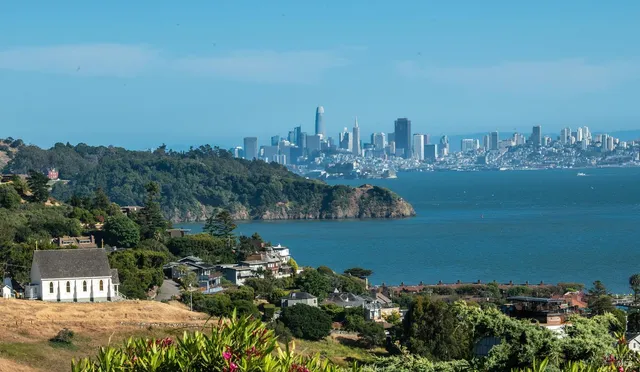 $1,995,000 | 93 Lyford Drive, Tiburon, CA 94920
