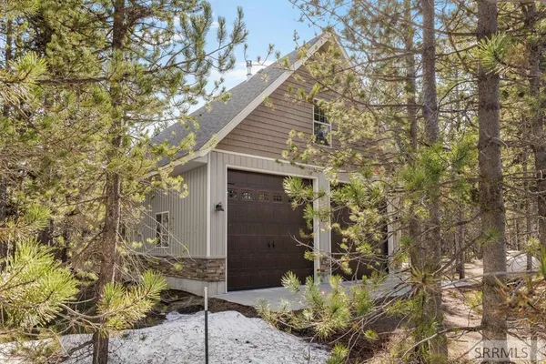 $929,000 | 3802 Mortensen Lane, Island Park, ID 83429
