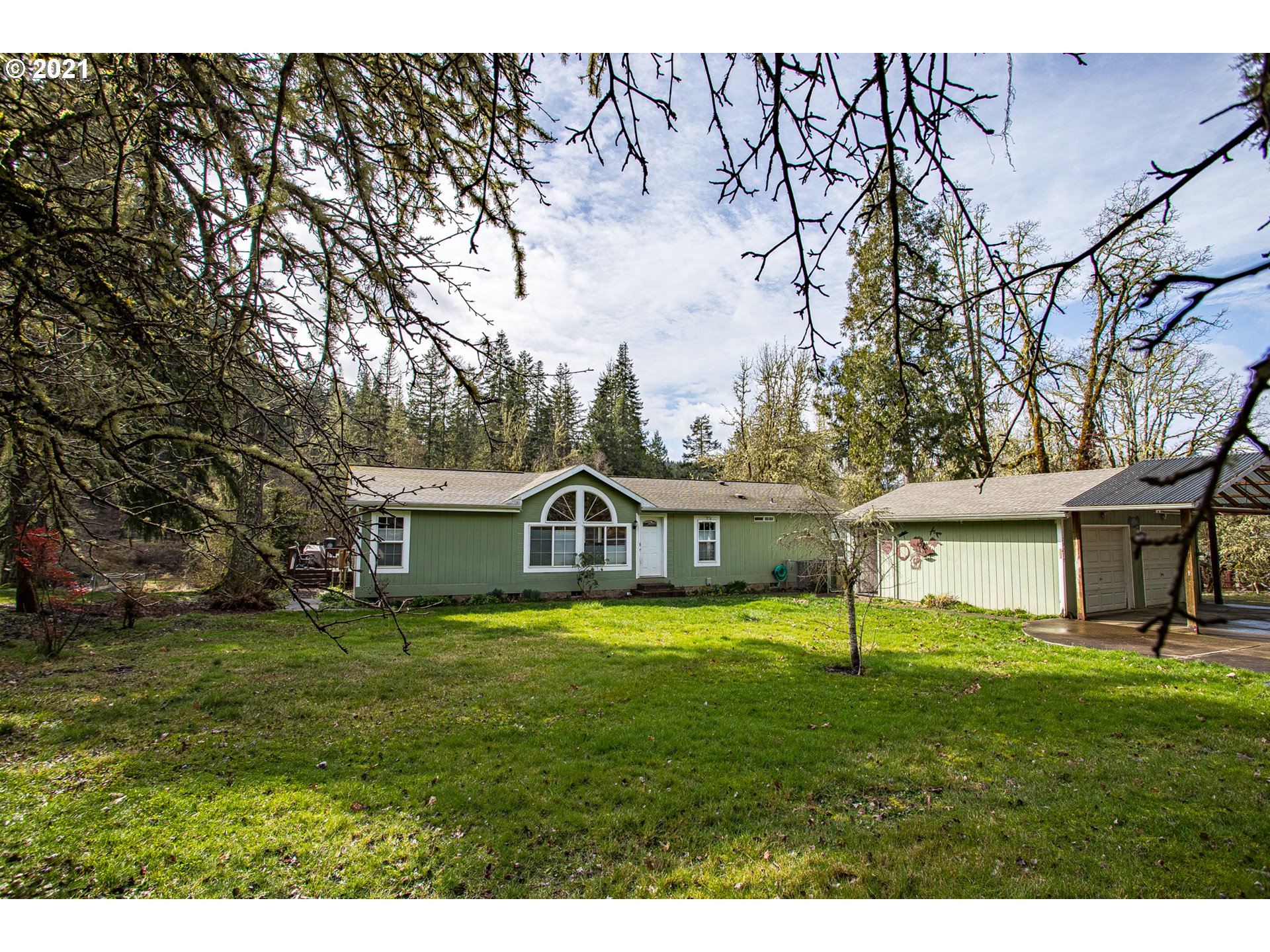 29270 Fox Hollow Road Eugene, OR 97405 - Photo 1 of 27 Gallery Image 1