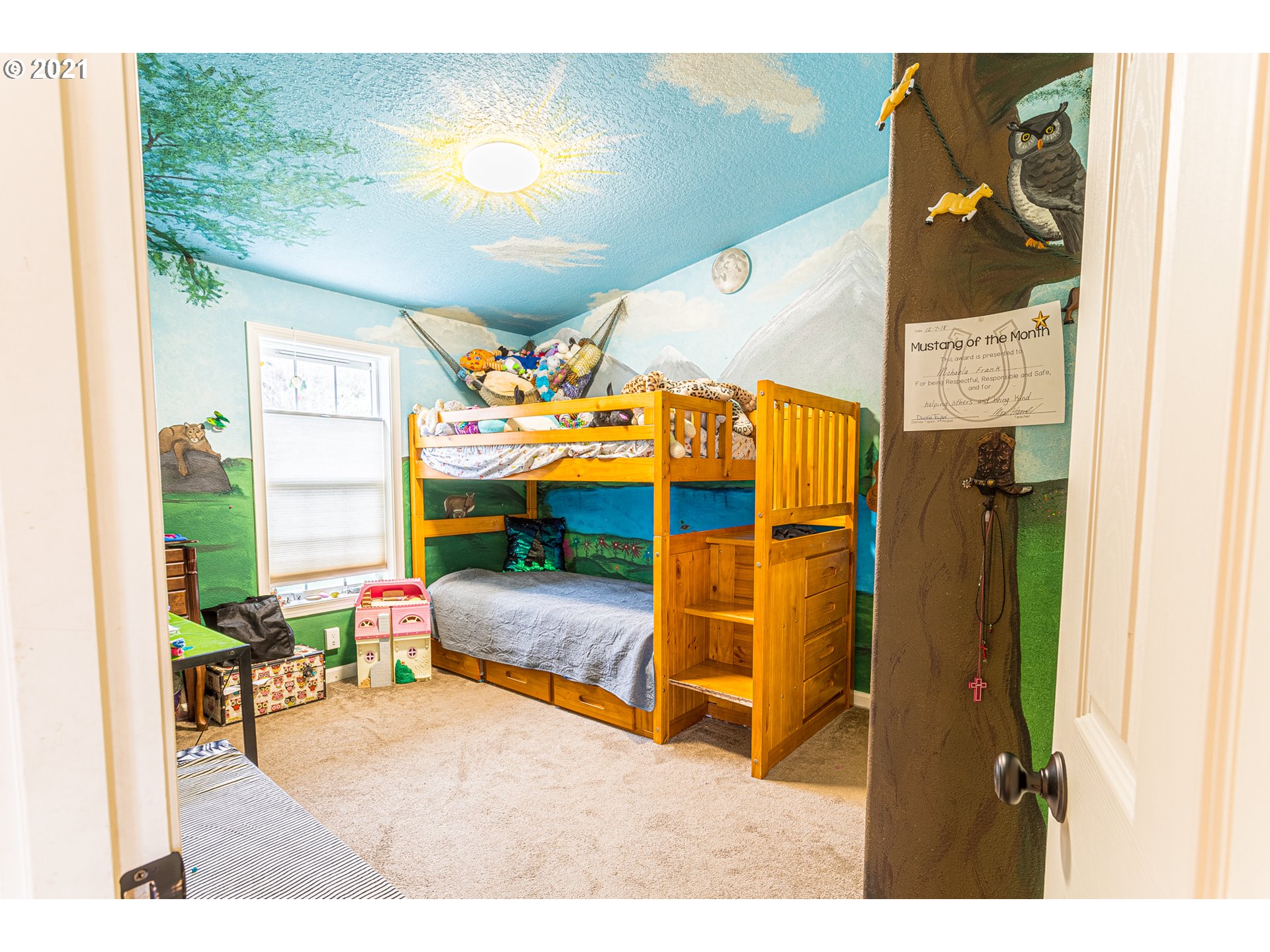 29270 Fox Hollow Road Eugene, OR 97405 - Photo 14 of 27 Gallery Image 14