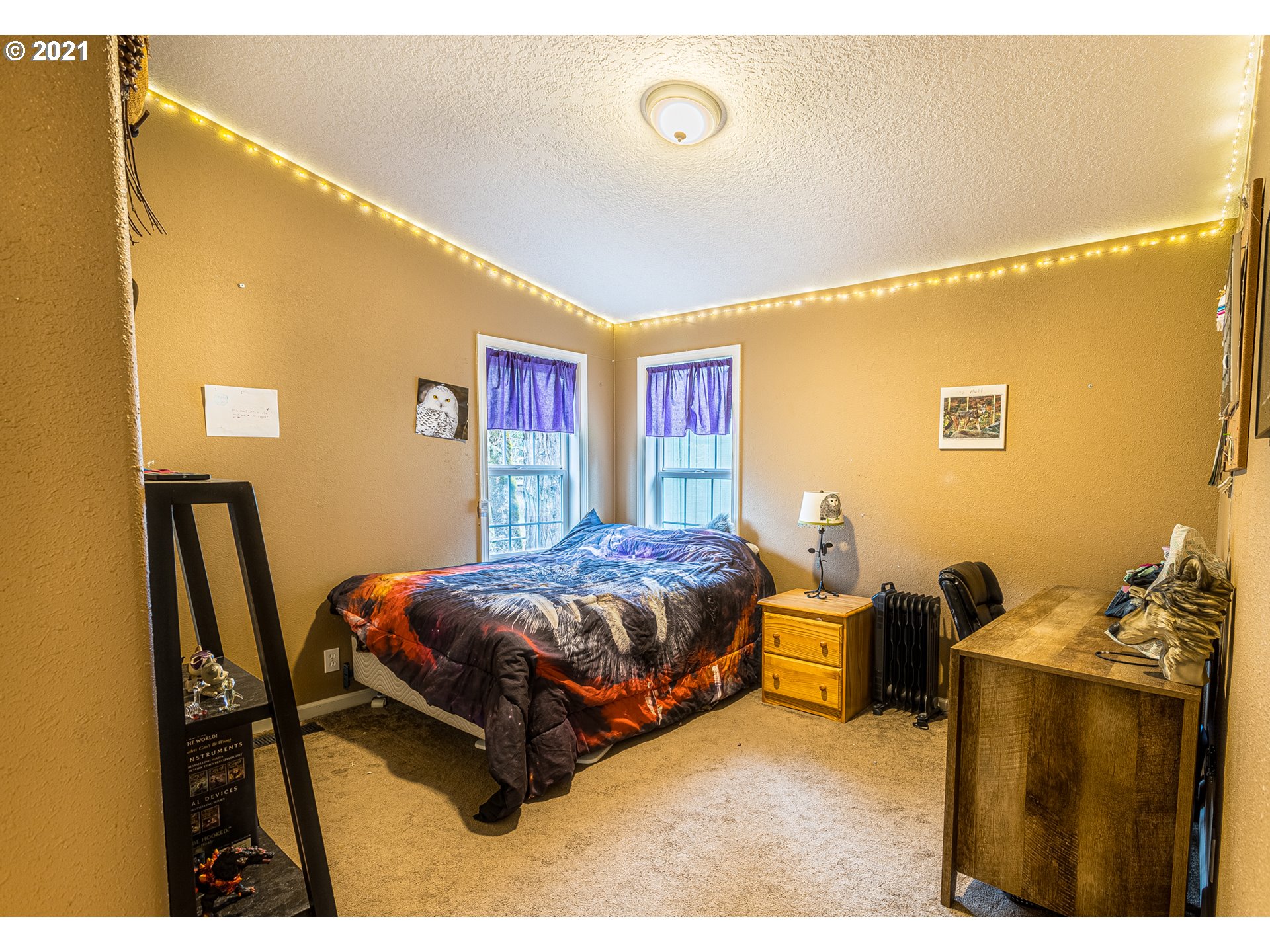 29270 Fox Hollow Road Eugene, OR 97405 - Photo 15 of 27 Gallery Image 15