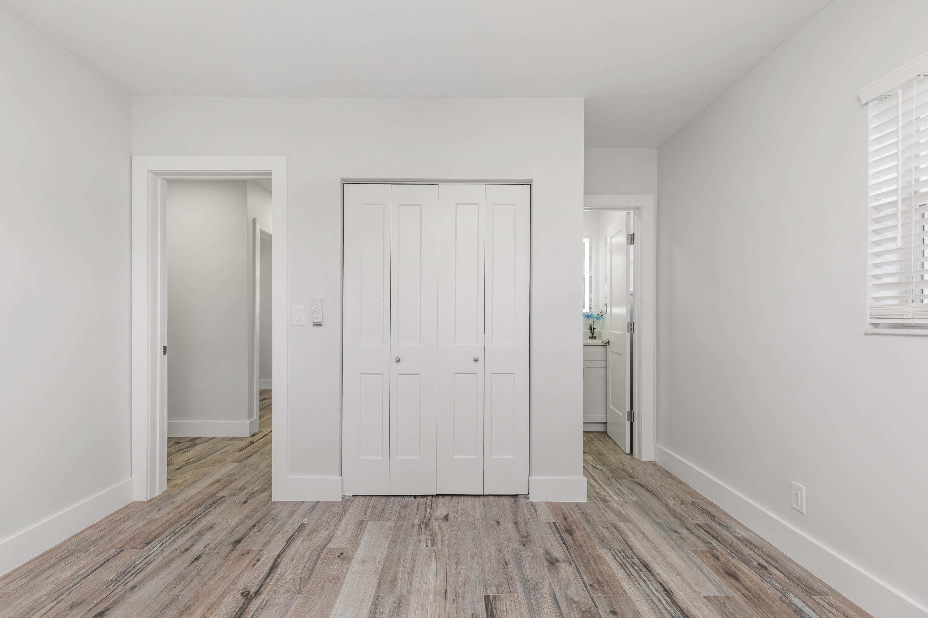 702 South 12th Street Lantana, FL 33462 - Photo 14 of 26 a view of a hallway with wooden floor