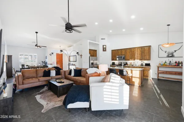 $640,000 | 221 East Appaloosa Court, Gilbert, AZ 85296