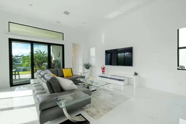 $2,799,999 | 6950 Northwest 27th Avenue, Boca Raton, FL 33496