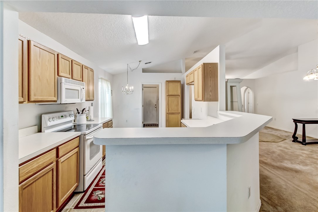76304 Longleaf Loop Yulee, FL 32097 - Photo 9 of 21 Gallery Image 9