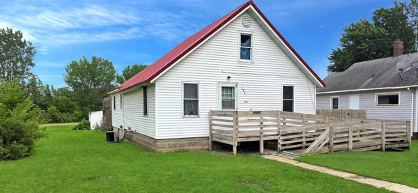 $80,000 | 106 1st Street North, Darfur, MN 56022