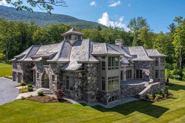 $10,300,000 | 551 W Fields, Manchester, VT 05255