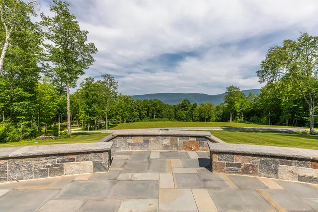 $10,300,000 | 551 W Fields, Manchester, VT 05255