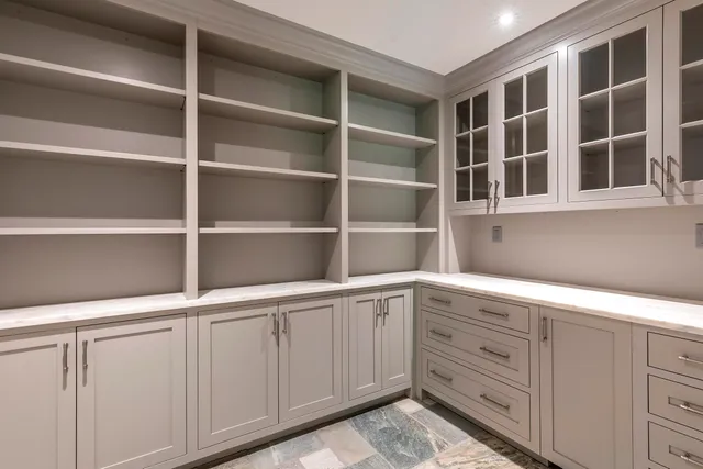 $10,300,000 | 551 W Fields, Manchester, VT 05255