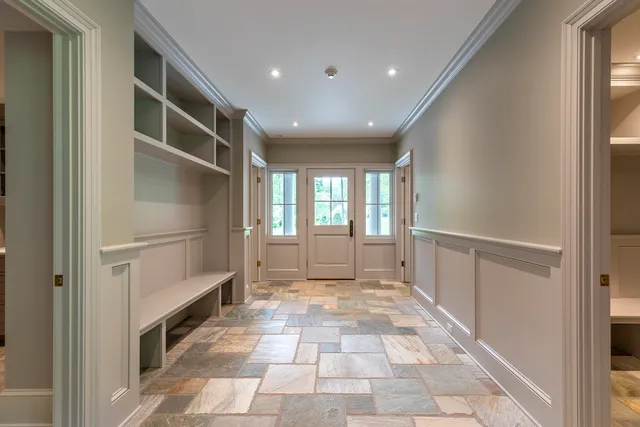 $10,300,000 | 551 W Fields, Manchester, VT 05255