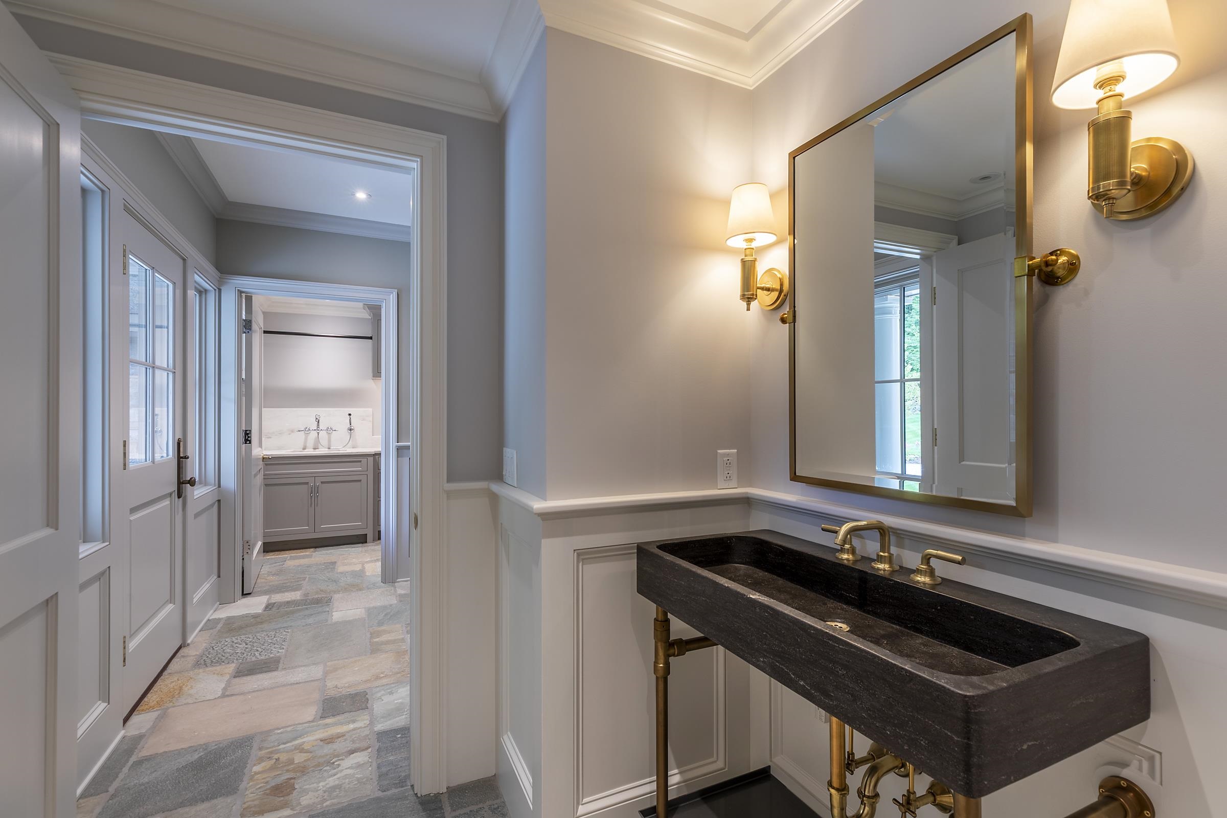 551 W Fields Manchester, VT 05255 - Photo 21 of 55