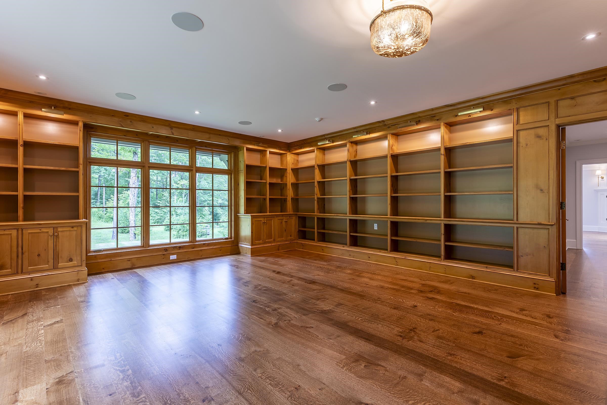 551 W Fields Manchester, VT 05255 - Photo 24 of 55