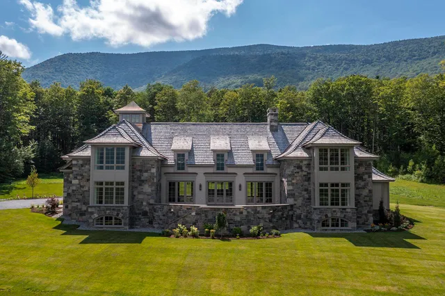 $10,300,000 | 551 W Fields, Manchester, VT 05255
