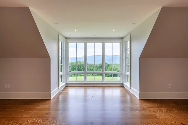 $10,300,000 | 551 W Fields, Manchester, VT 05255