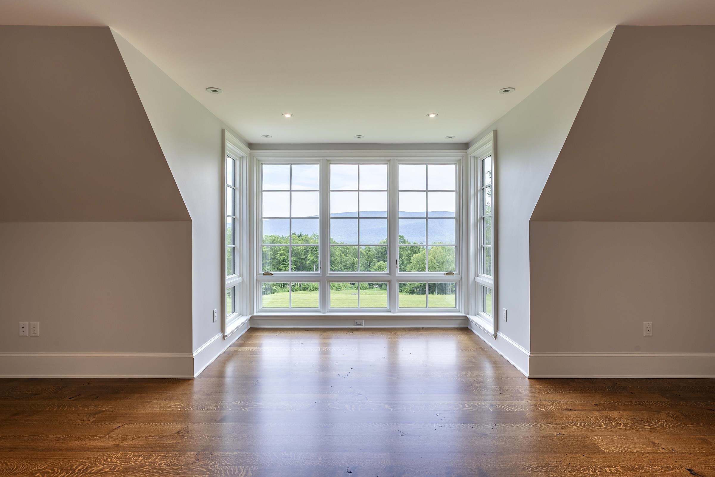 551 W Fields Manchester, VT 05255 - Photo 36 of 55