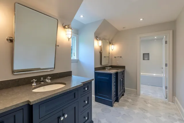 $10,300,000 | 551 W Fields, Manchester, VT 05255