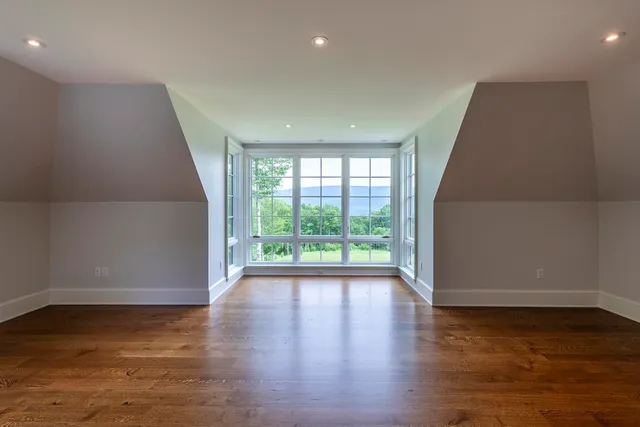 $10,300,000 | 551 W Fields, Manchester, VT 05255