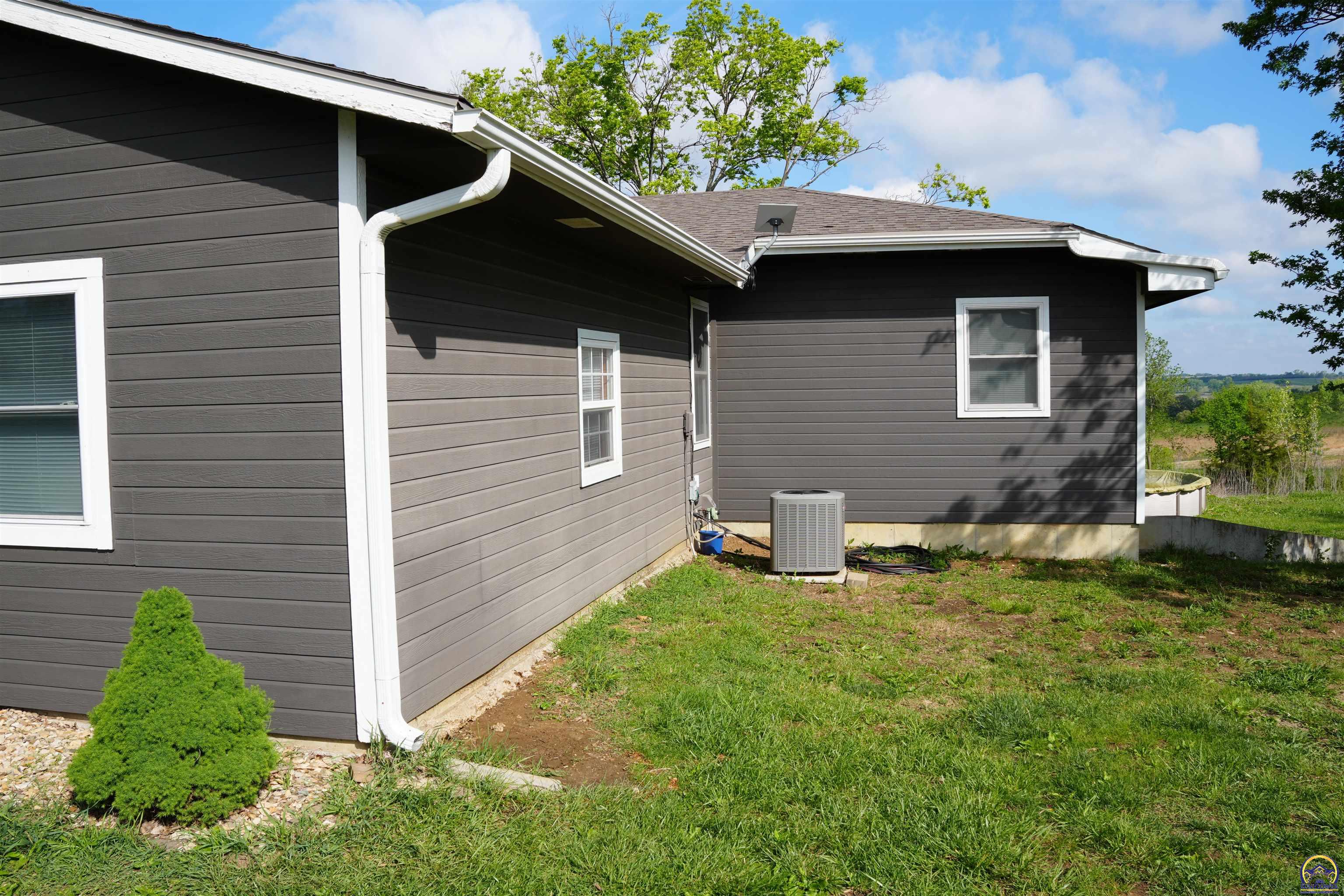 24298 M Road Holton, KS 66436 - Photo 44 of 99