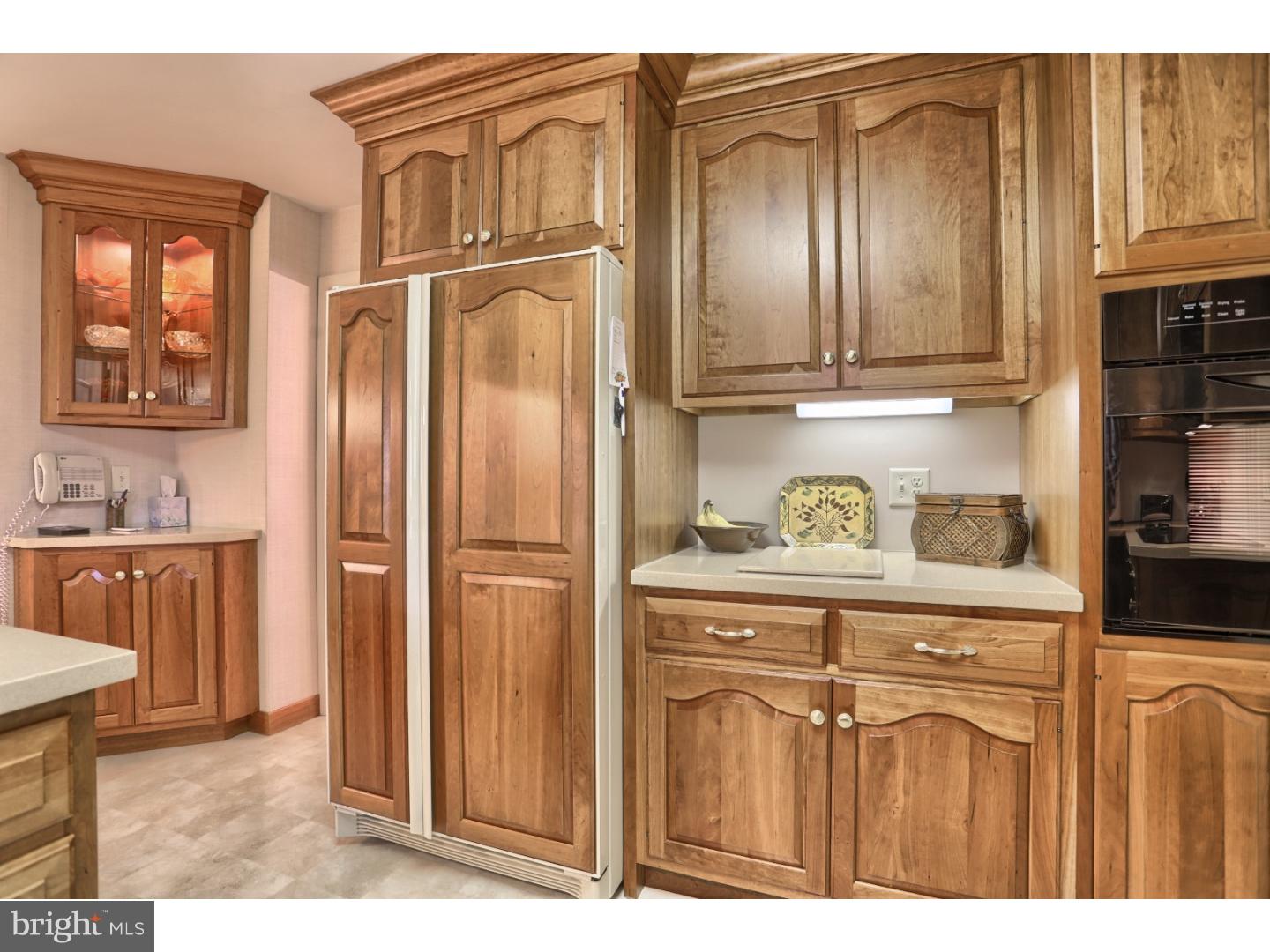 1753 York Road Wyomissing, PA 19610 - Photo 11 of 25 Gallery Image 11