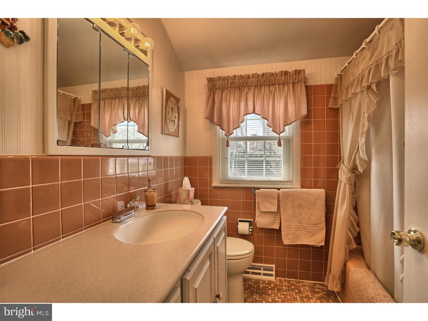 1753 York Road Wyomissing, PA 19610 - Photo 18 of 25 Gallery Image 18