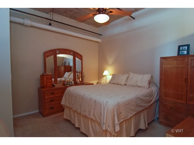 6 South Laflin Street, Unit 815 Chicago, IL 60607 - Photo 7 of 9