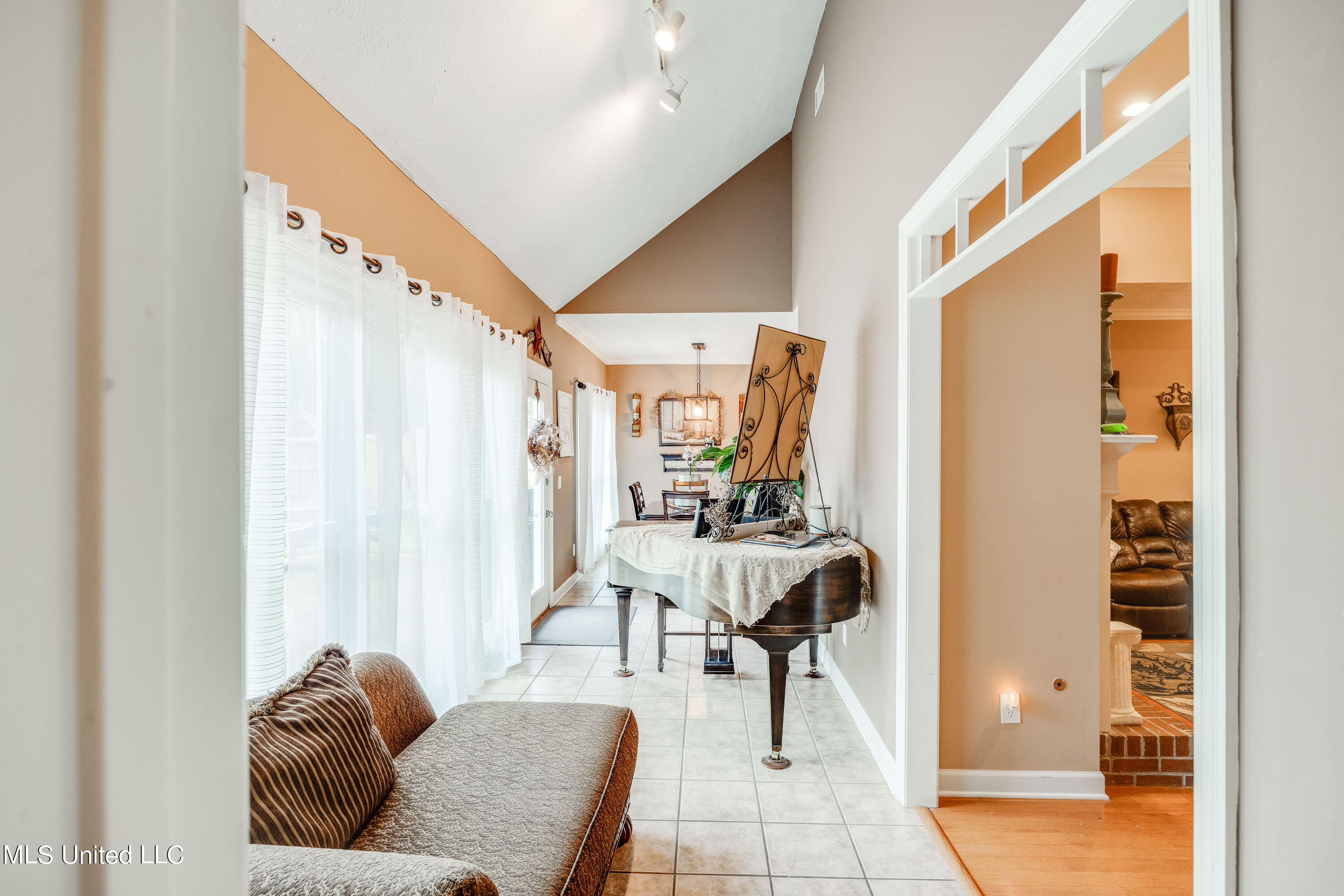 317 Indian Gate Circle Ridgeland, MS 39157 - Photo 12 of 35 EOSR5619-HDR-Edit