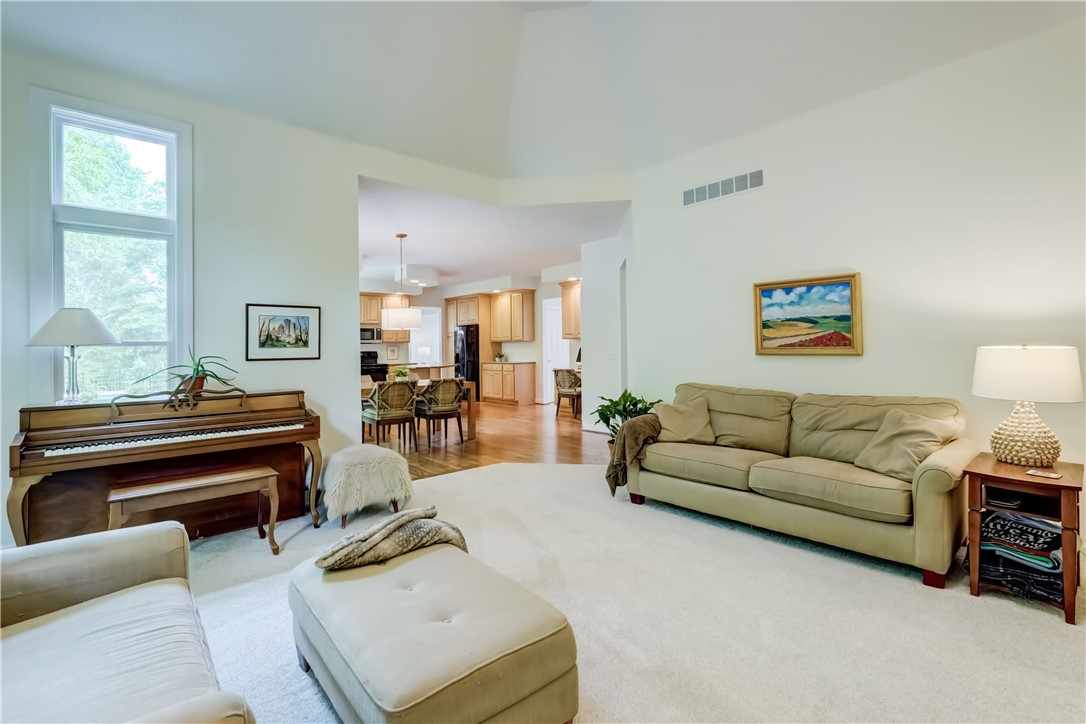 863 Rolins Run Webster, NY 14580 - Photo 29 of 50