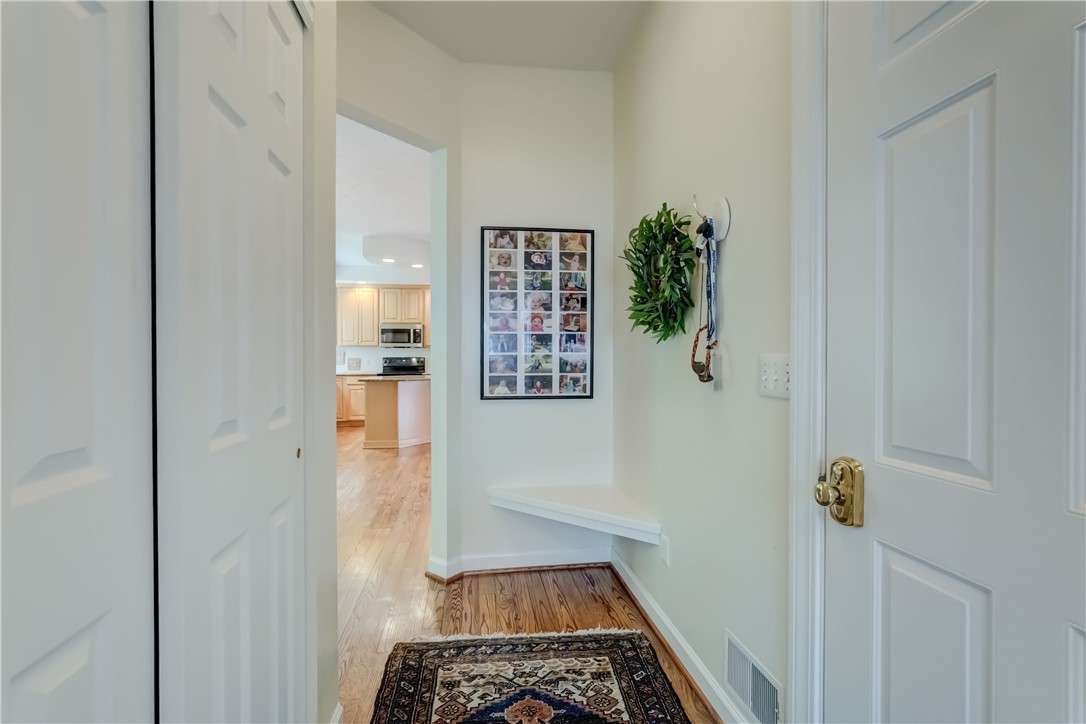 863 Rolins Run Webster, NY 14580 - Photo 44 of 50