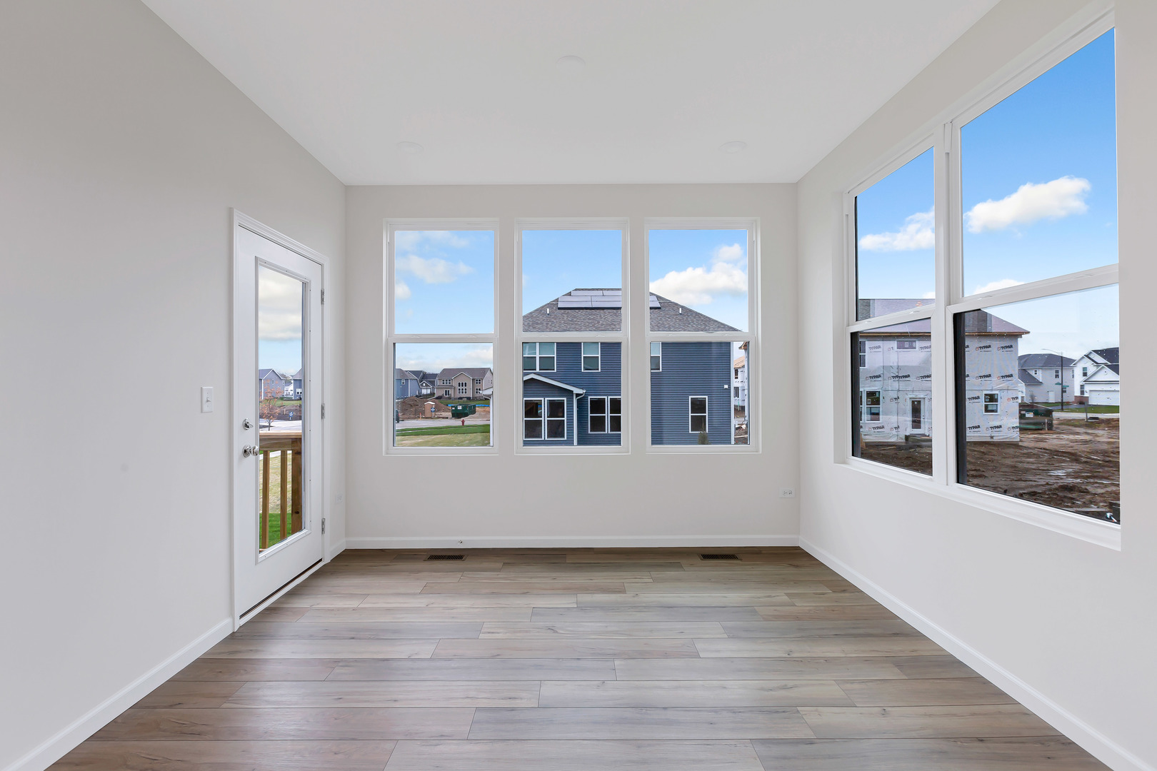 2120 Schmitt Circle Algonquin, IL 60102 - Photo 12 of 24 a view of an empty room with a window