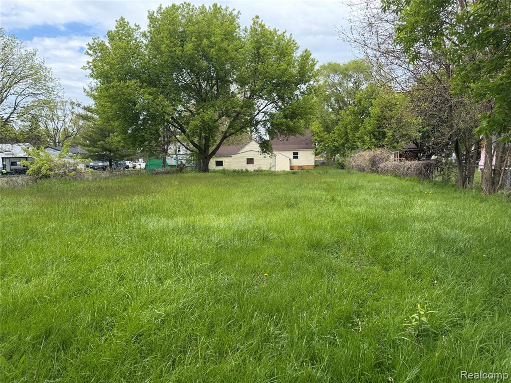 3992 Dallas Avenue Warren, MI 48091 - Photo 6 of 16